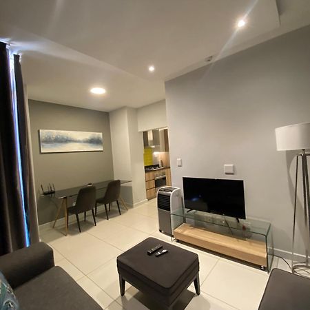 Easy Stay - The Median Rosebank جوهانسبورغ المظهر الخارجي الصورة
