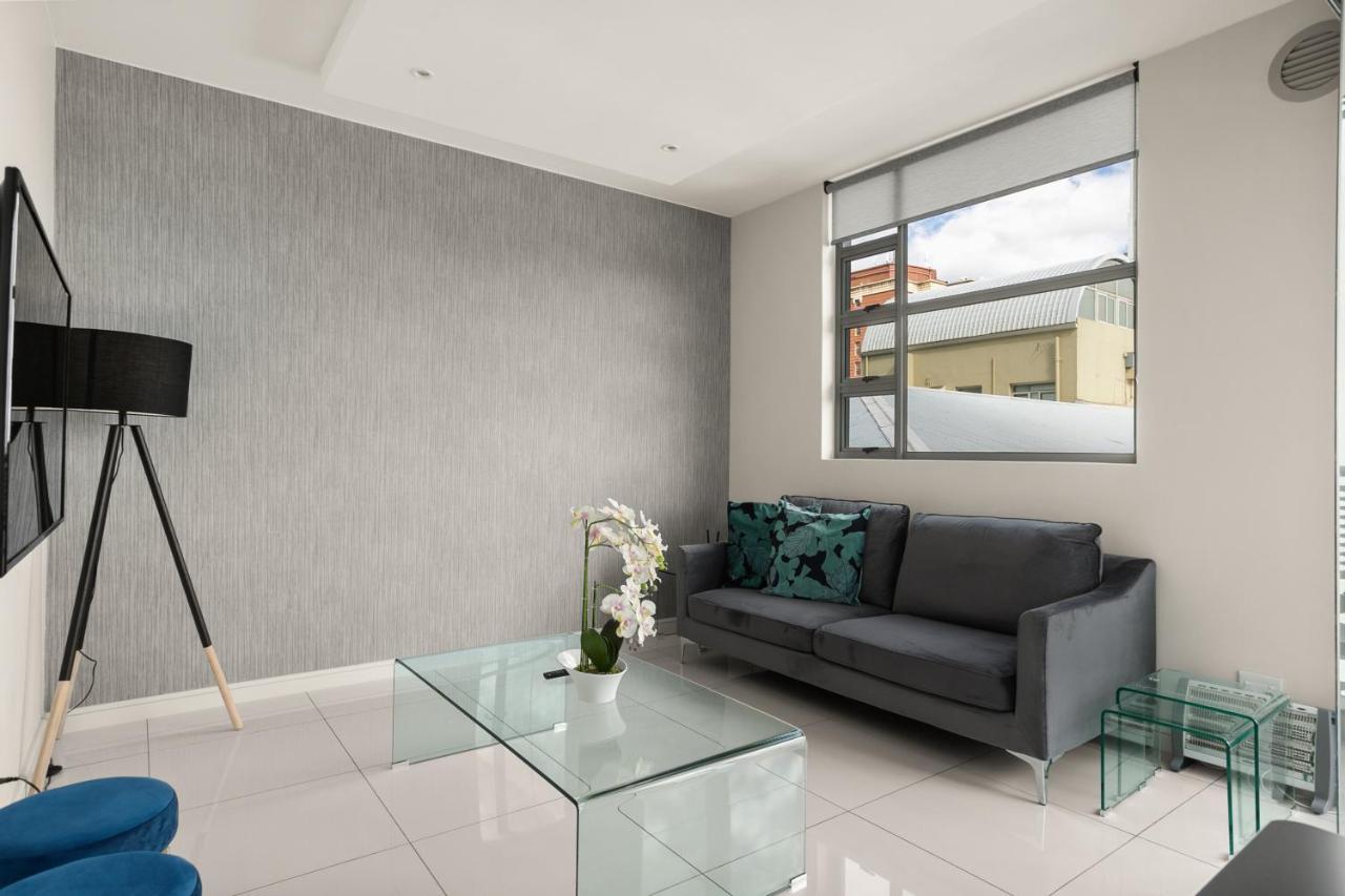 Easy Stay - The Median Rosebank جوهانسبورغ المظهر الخارجي الصورة