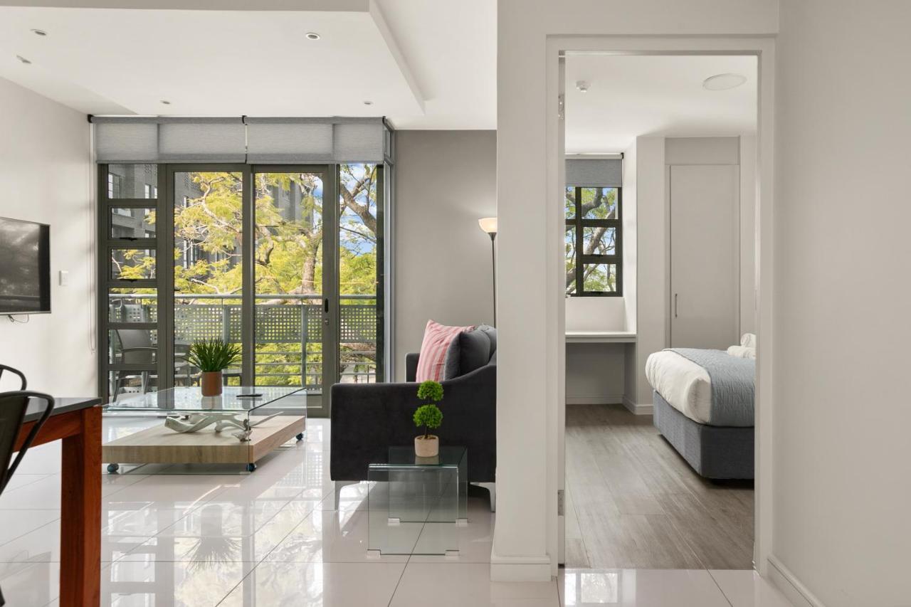 Easy Stay - The Median Rosebank جوهانسبورغ المظهر الخارجي الصورة