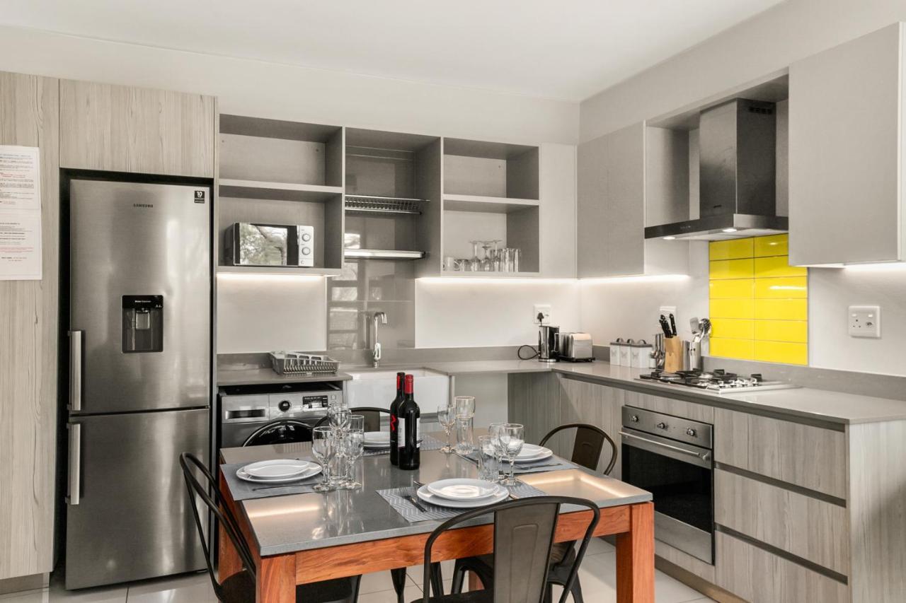 Easy Stay - The Median Rosebank جوهانسبورغ المظهر الخارجي الصورة