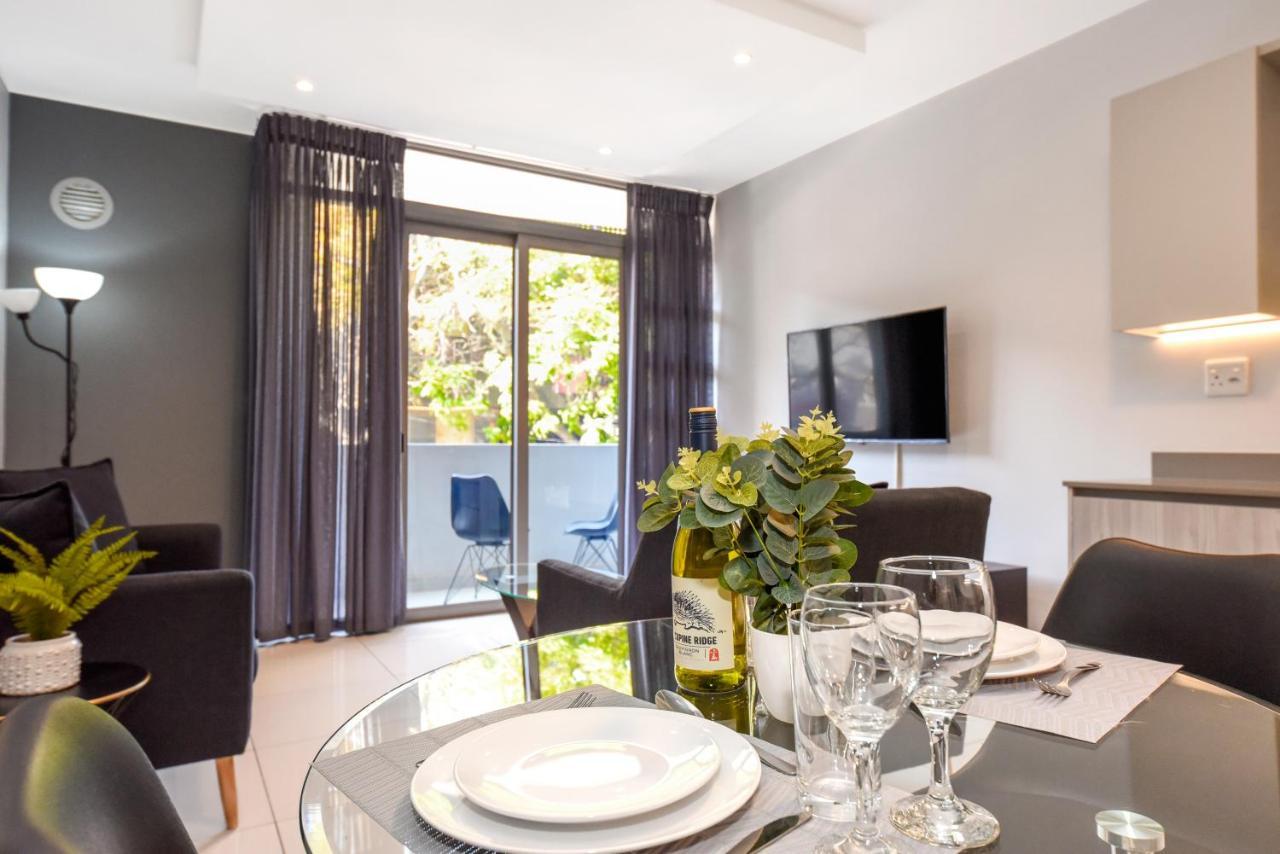 Easy Stay - The Median Rosebank جوهانسبورغ المظهر الخارجي الصورة